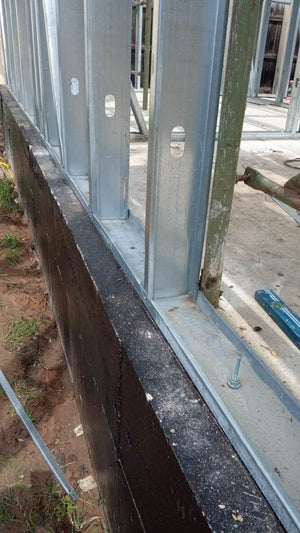 Casa in constructie montaj schelet metalic panouri pereti thumbnail