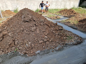 Casa in Ilfov etapa de turnare beton mort in santurile fundatiei thumbnail