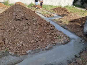 Casa in Ilfov etapa de turnare beton mort in santurile fundatiei thumbnail