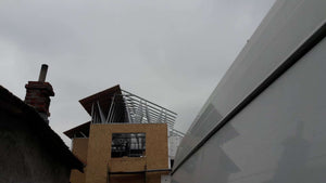 Casa model in constructie la stadiul de termosistem thumbnail