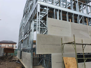 Casa structura metalica Otopeni inchideri exterioare pereti cu fibrociment thumbnail