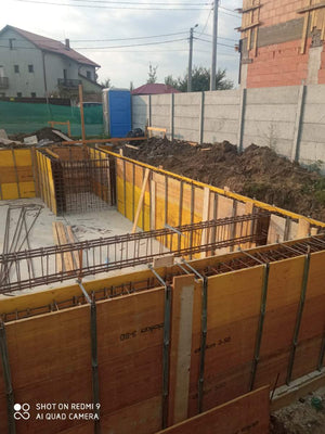 Cofrare si turnare pereti demisol pentru constructie casa Ds+P+2E thumbnail