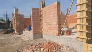 Cofrare turnare beton stalpi si zidarie pereti exteriori casa 386 mp thumbnail