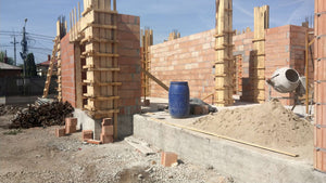 Cofrare turnare beton stalpi si zidarie pereti exteriori casa 386 mp thumbnail
