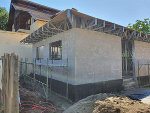 Constructie casa 116 mp in faza de inchideri exterioare fatade cu fibrociment thumbnail