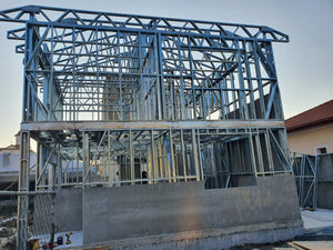Constructie casa metalica placare exterioara cu fibrociment si vata bazaltica thumbnail