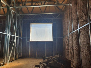 Constructie casa metalica umplutura cu vata bazaltica a peretilor interiori thumbnail
