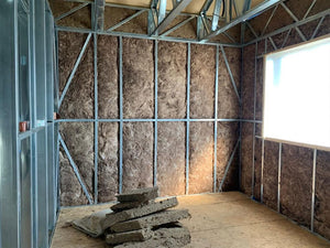Constructie casa metalica umplutura cu vata bazaltica a peretilor interiori thumbnail