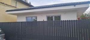 Constructie gard din beton cu sipci metalice gri antracit porti si alee pietonala thumbnail