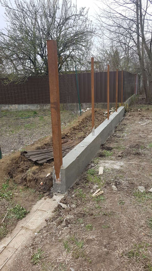 Constructie gard g06 turnarea soclului din beton armat thumbnail