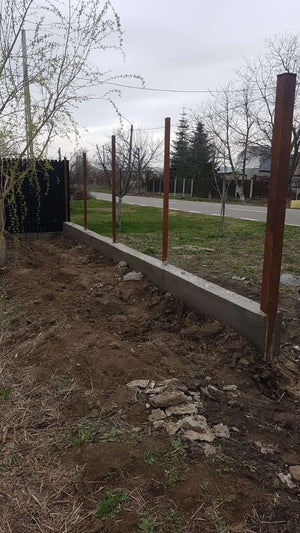 Constructie gard g06 turnarea soclului din beton armat thumbnail