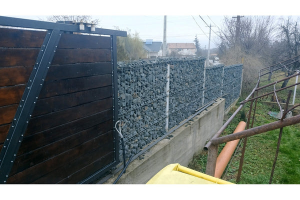 Constructie Gard din Piatra Sparta si Metal Model GA13 - gard modern poza 6