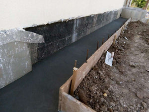 Constructie trotuare perimetrale pentru proiect de casa in Saftica thumbnail