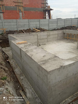 Decofrare demisol fundatie casa pe structura metalica 420 mp thumbnail