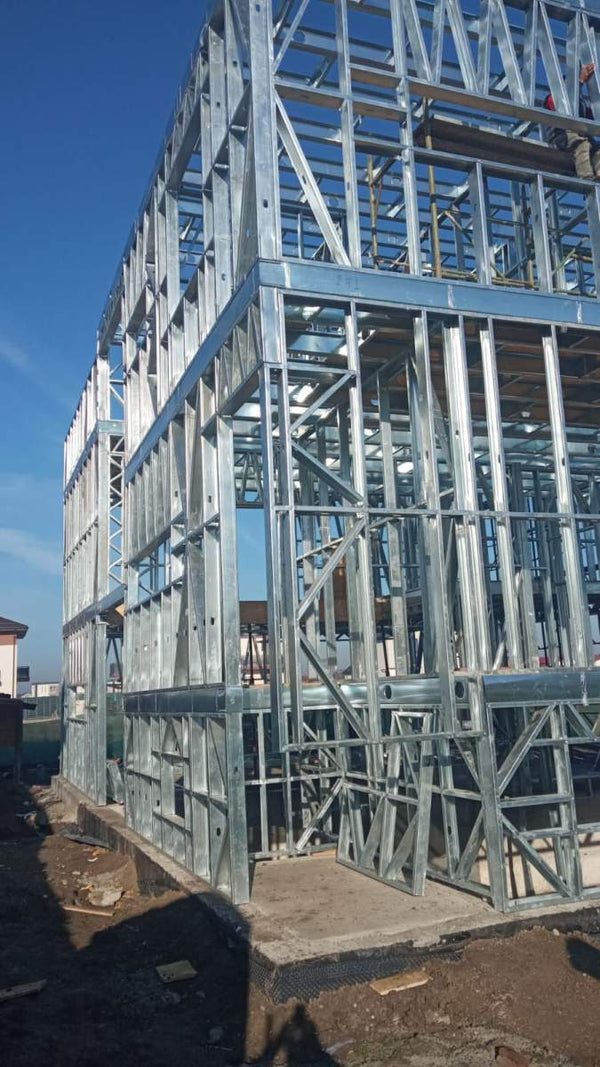 Detaliu imbinari profile metalice conform proiectului de rezistenta cu 4 nivele