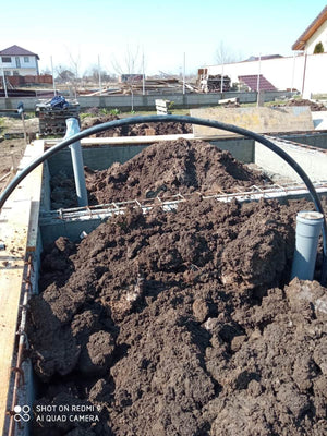 Fundatie casa metalica compactare si pregatire turnare placa peste sol thumbnail