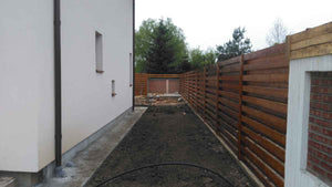Constructie garduri exterioare si placare beton curte proiect casa 191 mp thumbnail