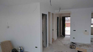 Aplicare glet interior si amorsarea peretilor pentru vinarom casa metalica 191 mp thumbnail