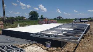 Hidroizolatia fundatiei si pregatire montaj structura metalica thumbnail