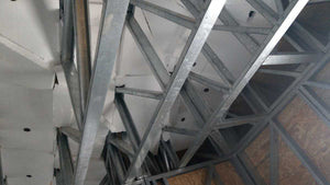 Izolatie acoperis pentru casa structura metalica thumbnail