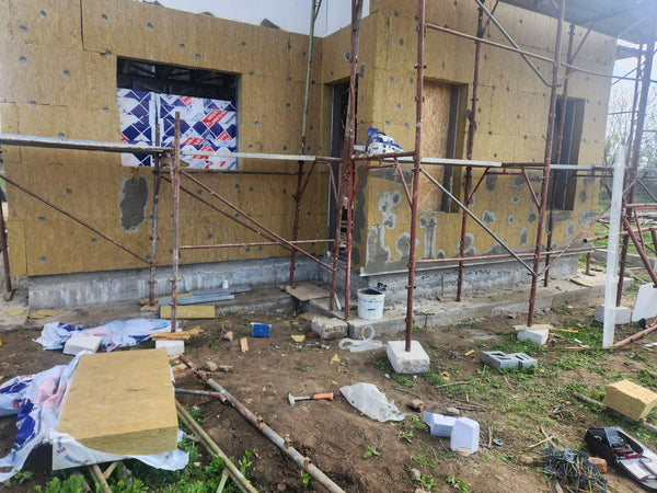 Lucrari izolatie exterioara parter vata bazaltica pe santier rezidential