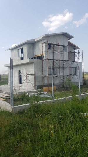 Masa de spaclu fatada proiect casa metalica in Domnesti thumbnail