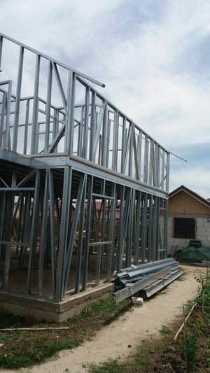 Montaj 2 case pe structura metalica in Magurele 280mp thumbnail