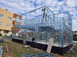 Montaj etaj structura metalica usoara proiect de casa P+1E thumbnail