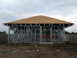 Montaj ferme metalice acoperis si astereala proiect casa 120 mp in Braila thumbnail