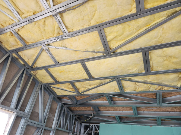 Montaj izolatie vata minerala intre grinzi metalice planseu proiect casa cu etaj