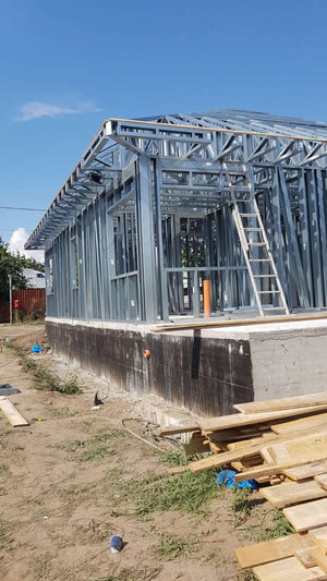 Montaj structura metalica pentru proiect de casa in Galati thumbnail