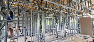 Montaj strat fibrociment pereti si constructie acoperis casa in Snagov thumbnail