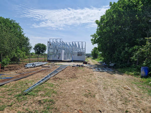 Montaj strat fibrociment pereti si constructie acoperis casa in Snagov thumbnail