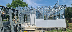 Montaj strat fibrociment pereti si constructie acoperis casa in Snagov thumbnail