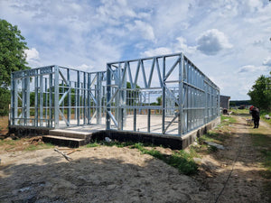 Montaj structura metalica casa parter model 130-093 in Snagov thumbnail