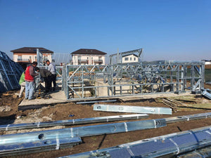Montaj structura metalica demisol si parter casa cu 2 etaje thumbnail