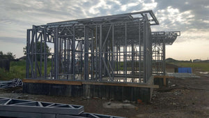 Montaj structura metalica in desfasurare pentru proiect de casa 190 mp thumbnail