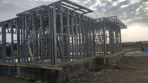 Montaj structura metalica in desfasurare pentru proiect de casa 190 mp thumbnail