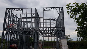 Montaj structura metalica pentru proiect de casa 120 mp thumbnail