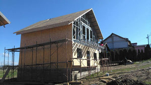 Montaj structura metalica si placari exterioare cu osb si polistiren expandat in Pitesti thumbnail