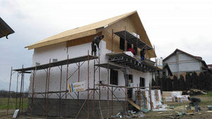 Montaj structura metalica si placari exterioare cu osb si polistiren expandat in Pitesti thumbnail