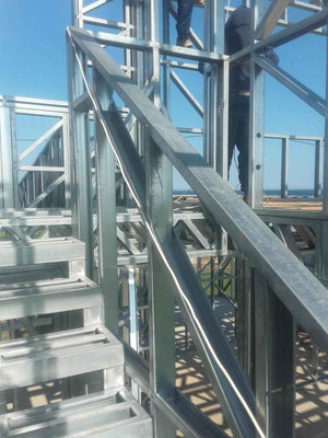 Montaj structura metalica usoara proiect casa 250 mp thumbnail
