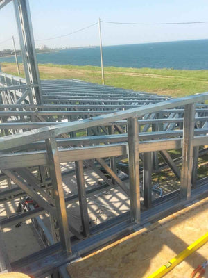 Montaj structura metalica usoara proiect casa 250 mp thumbnail