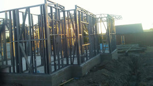 Montaj structura metalica proiect de casa la cheie 72 mp thumbnail