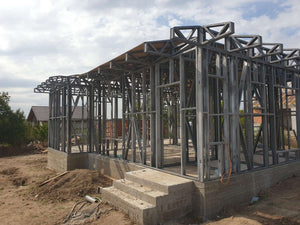 Montaj structura metalica proiect de casa la cheie 72 mp thumbnail