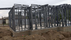 Montaj structura metalica proiect de casa la cheie 72 mp thumbnail