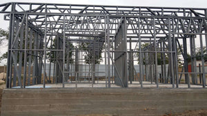 Montaj structura metalica proiect de casa la cheie 72 mp thumbnail