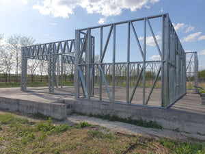 Montaj structura metalica pereti proiect casa sat Snagov 320 mp thumbnail