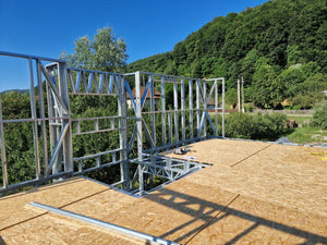 Montaj structura metalica proiect de casa cu etaj 206 mp thumbnail