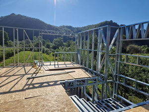 Montaj structura metalica proiect de casa cu etaj 206 mp thumbnail
